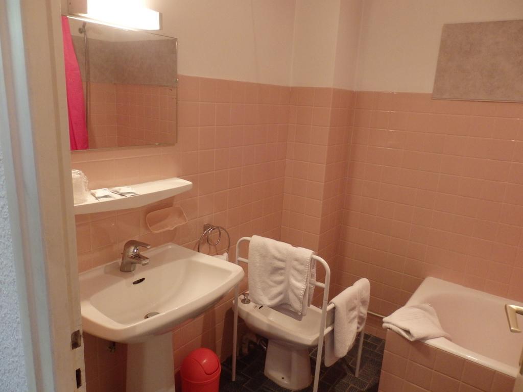 Servhotel Morestel Pokoj fotografie